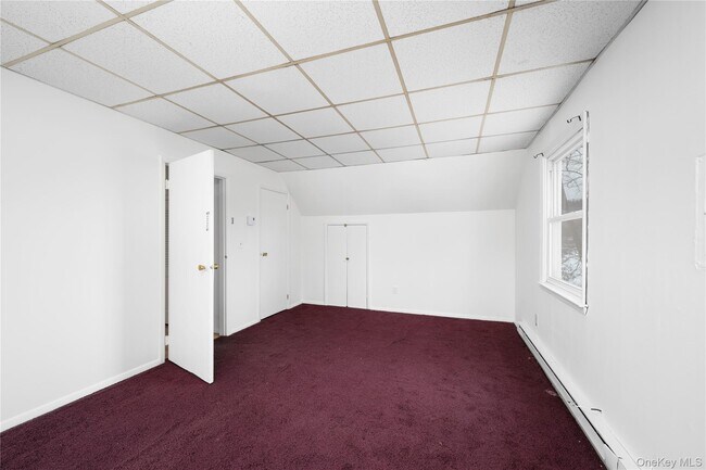 Building Photo - 74 Lakeshore Dr E