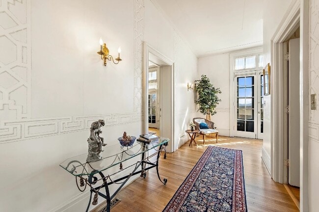 Building Photo - 385 Sherwood Ave