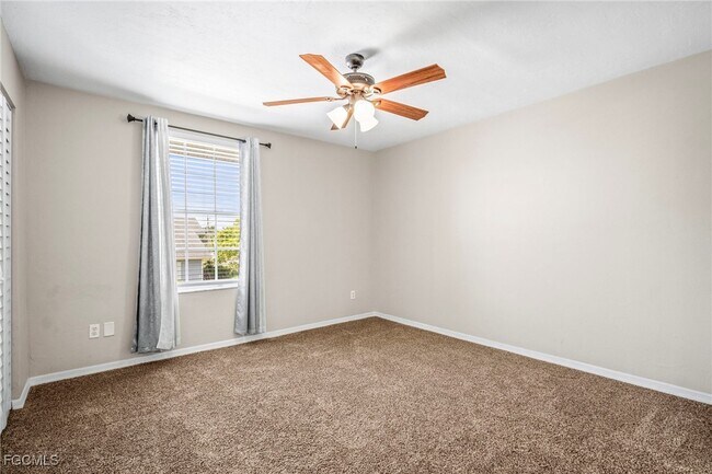 Building Photo - 6156 Lakefront Dr