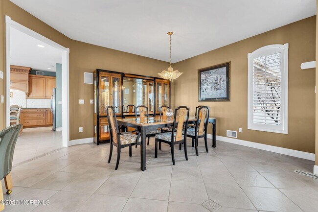 Building Photo - 3110 Windsor Ave