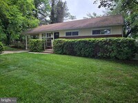 Building Photo - 13118 Vandalia Ct