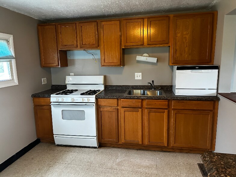 Building Photo - 7315 Windsor Mill Rd