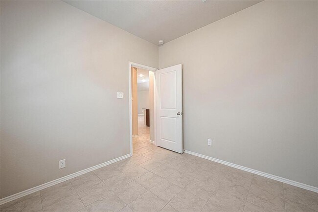 Building Photo - 10439 Shining Dawn Wy