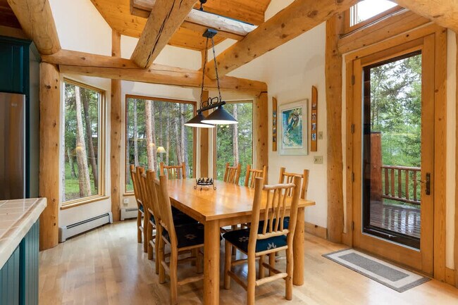 Building Photo - 929 American Way