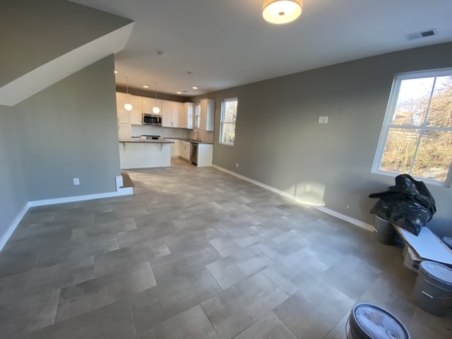 Building Photo - 2120 Herman St