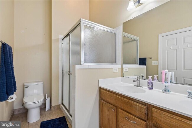 Building Photo - 10823 Wadsworth Rd