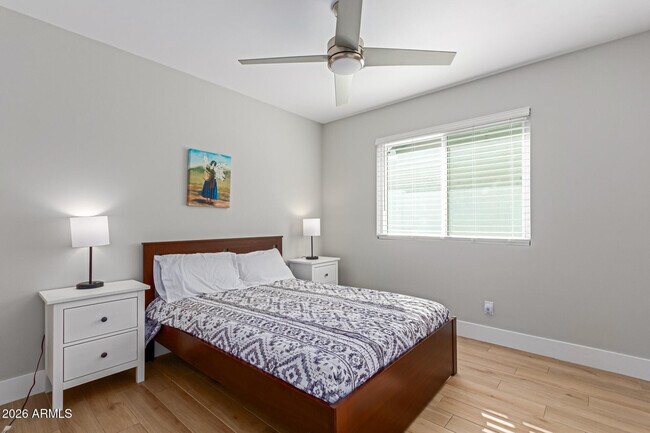 Building Photo - 19407 N 8th Ave