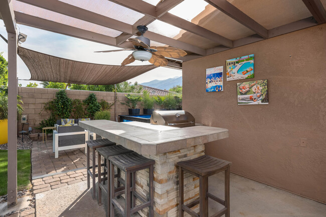 Building Photo - 1289 E Caleta Way