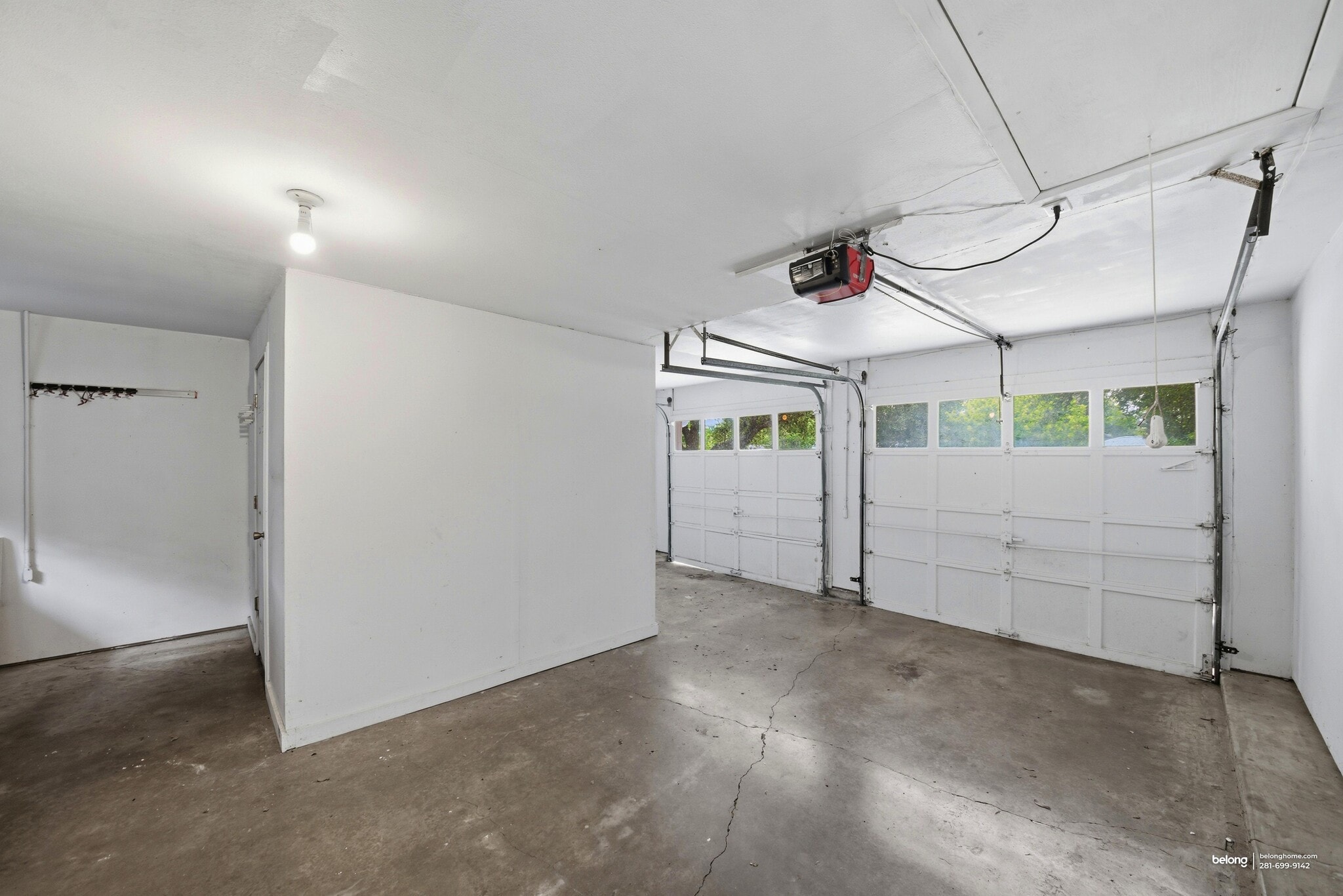 Building Photo - 1302 Laura Ln