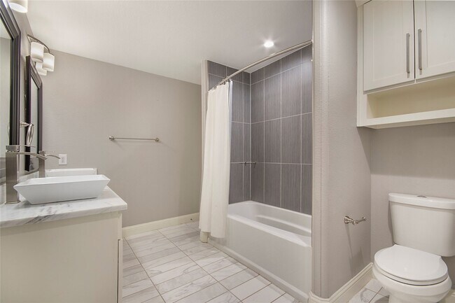 Building Photo - 3512 Colgate Ln