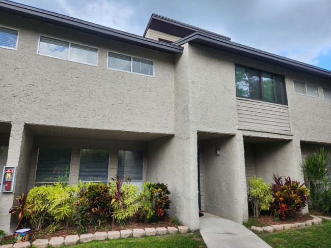 Building Photo - 4437 Rayfield Dr