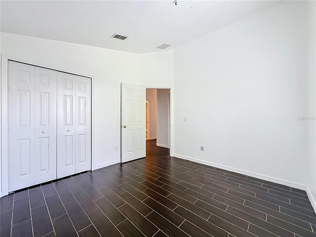 Building Photo - 1045 Willow Branch Dr