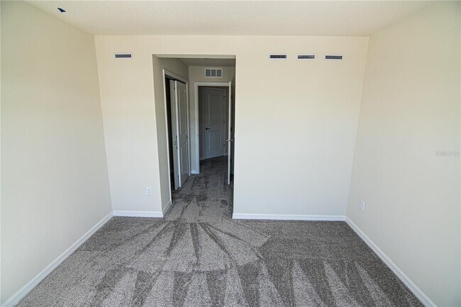 Building Photo - 4647 Green Palm Ln