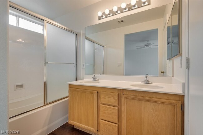 Building Photo - 4033 Baxter Peak St