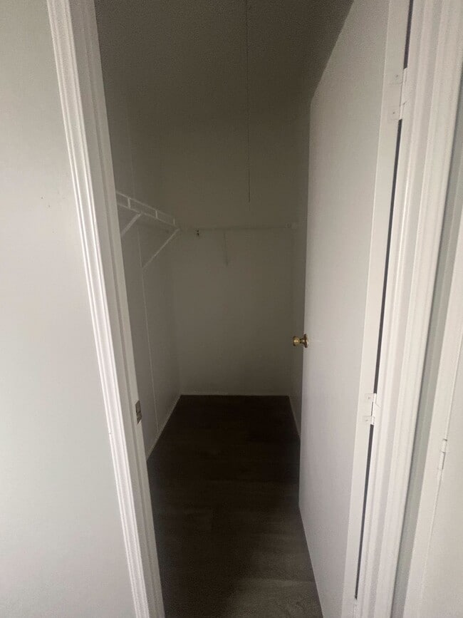 Building Photo - 3601 E Wyoming Ave