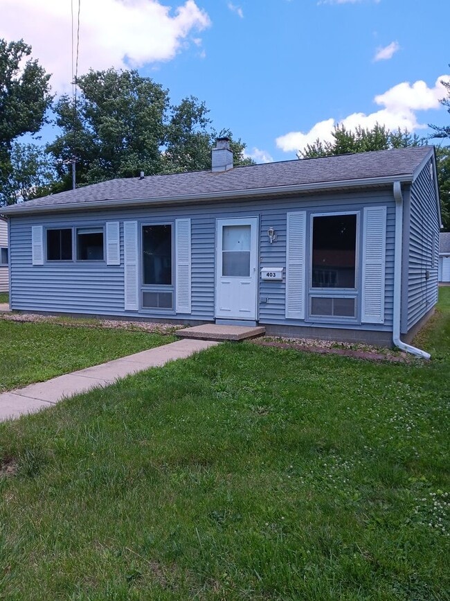 Building Photo - 3 bedroom, 1 Bath