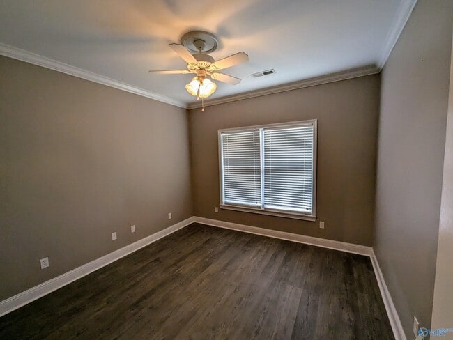 Building Photo - 1224 Autumn Ln SW