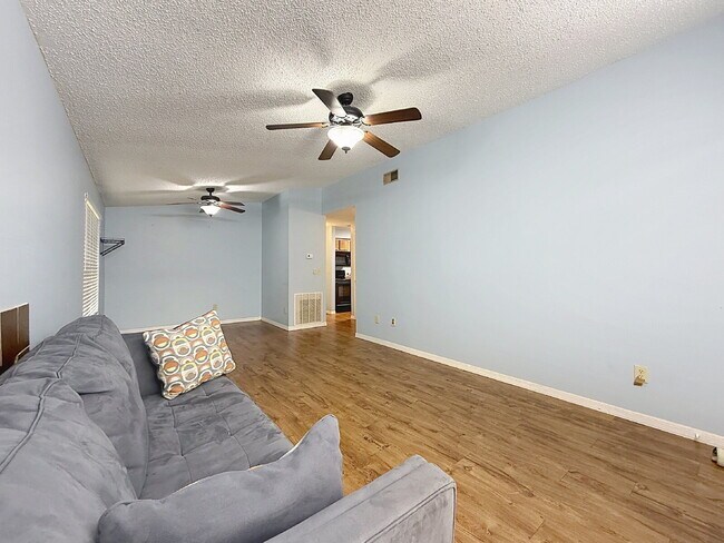 Building Photo - 4032 Tumble Wood Trl