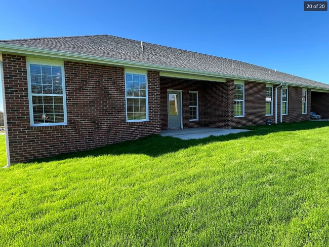 Building Photo - 40 Creekside Wy