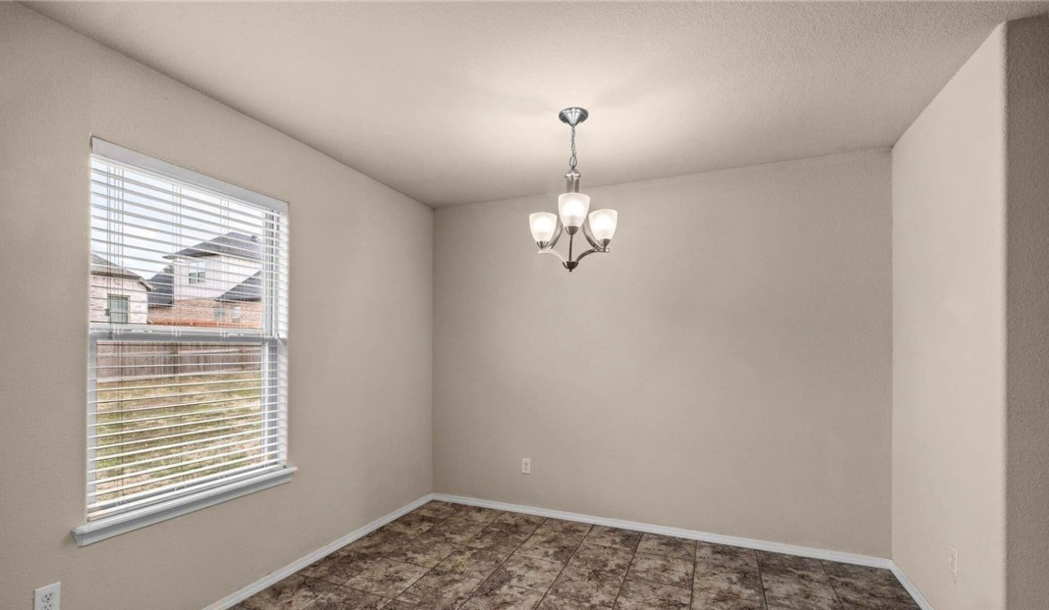 Building Photo - 630 Saddlehorn Dr