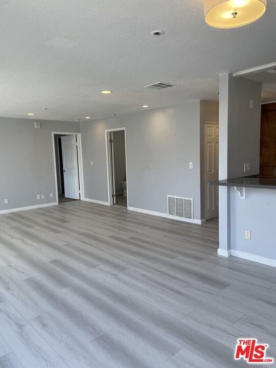 Building Photo - 121 S Hope St