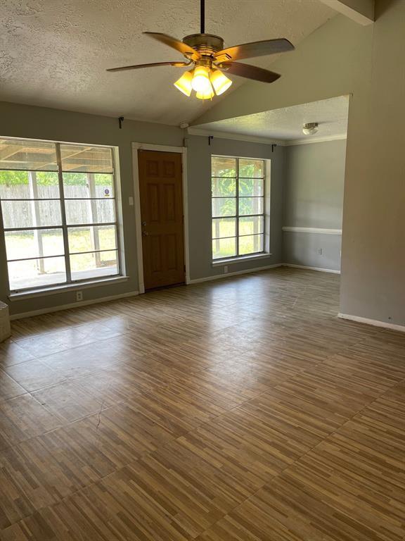 Building Photo - 1543 Ridge Hollow Dr