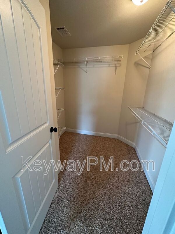 Building Photo - 1731 Edenburg Way