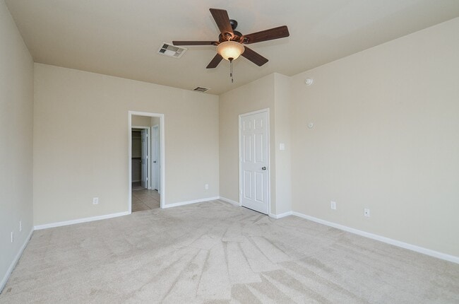 Building Photo - 13019 Mariposa Meadow Ln