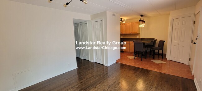 Building Photo - 10033 Irving Park Rd