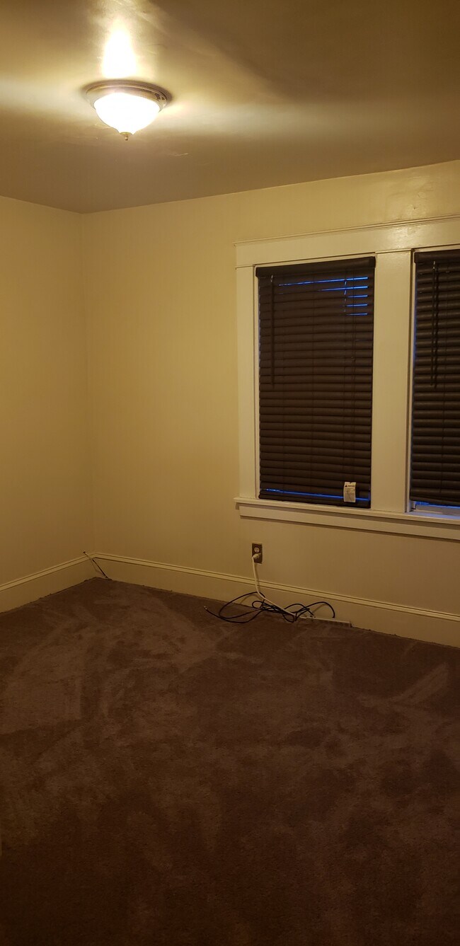 Bedroom #3 - 2005 Goodnor Rd