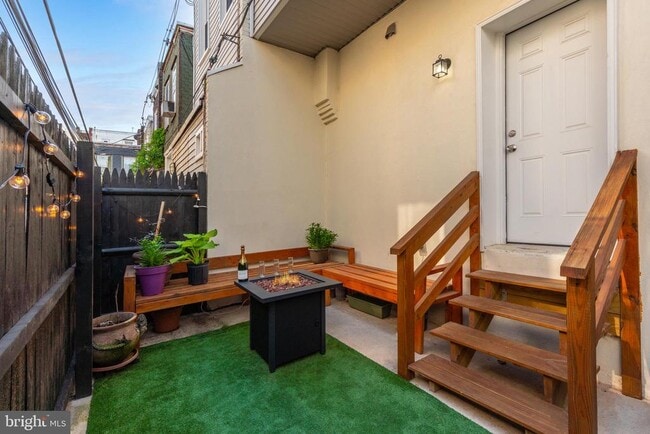 Building Photo - 1619 N Corlies St