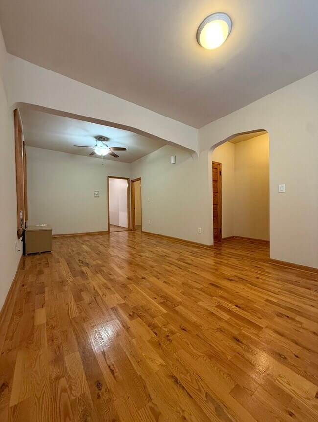 Building Photo - 4111 W Cullerton St