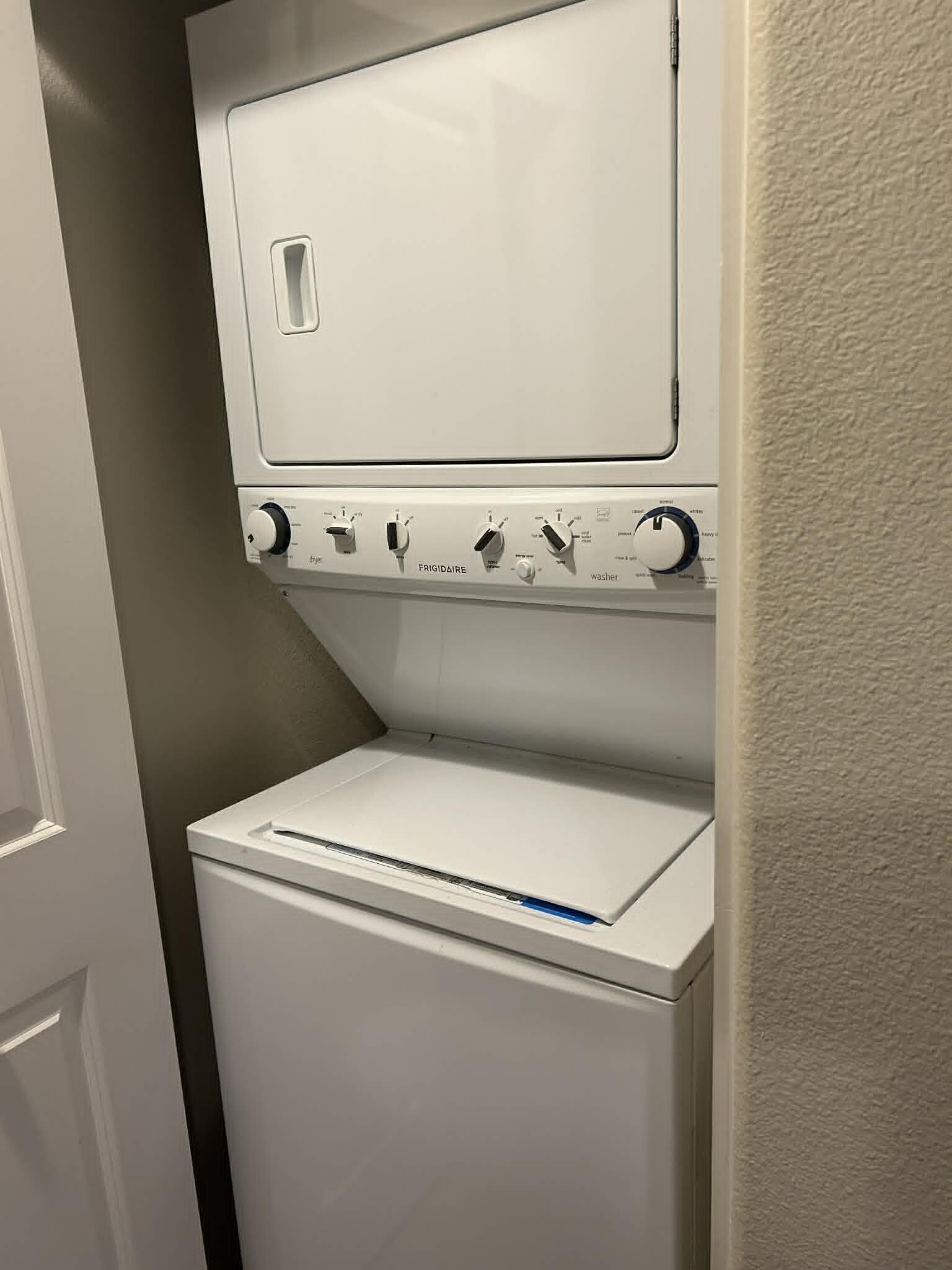 Building Photo - 29094 SW Costa Cir W