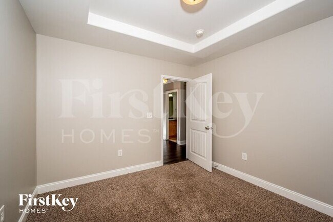 Building Photo - 281 Crisfield Cir