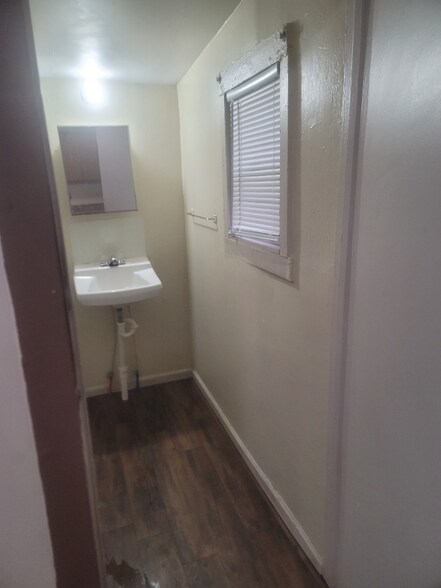 Building Photo - 1259 Pearl St