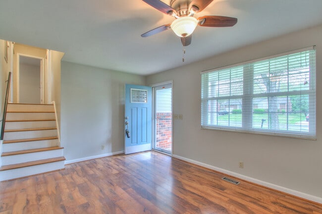 Building Photo - 119 Flintlock Dr