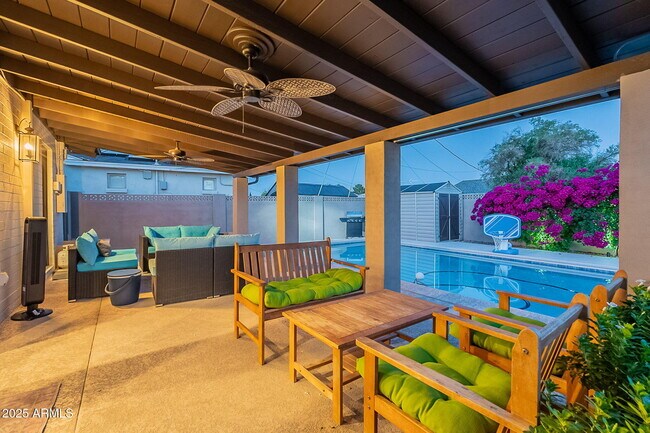 Building Photo - 8263 E Cypress St