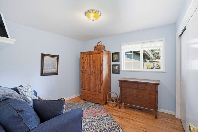 Building Photo - Lovely Monterey Single Family Home in the Mar Vista Neighborhood! (UNFURNISHED)
