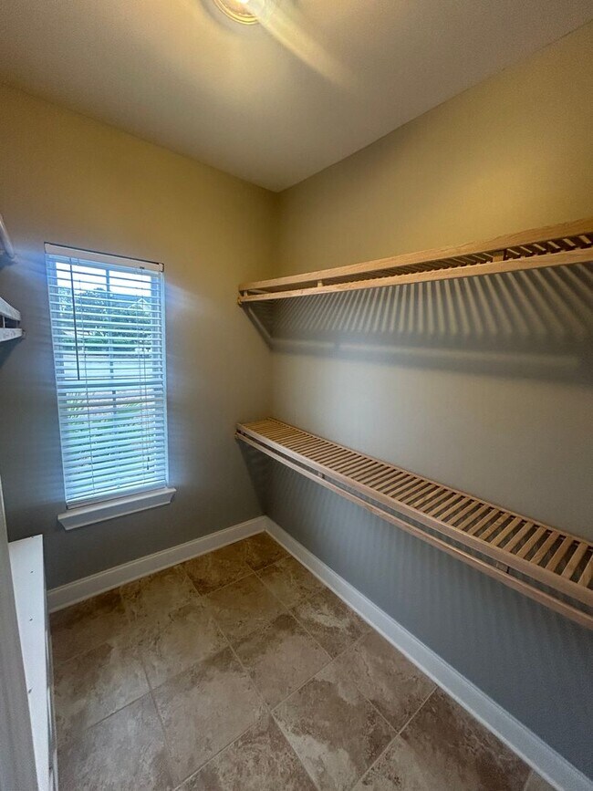 Building Photo - 4 BR, 2 BA unit in Wild Wing - Coming Soon!