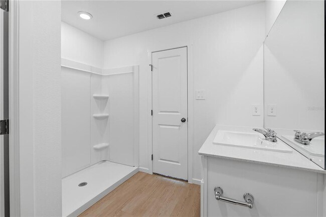 Building Photo - 1225 Orion St