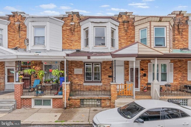 Building Photo - 5736 Leonard St