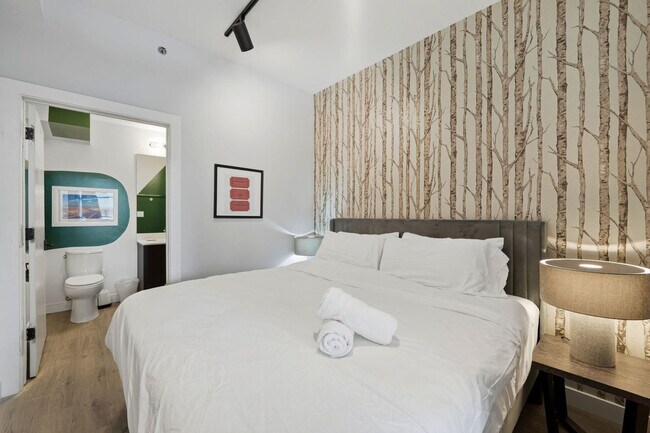 Building Photo - 417 S Dearborn St