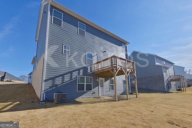 Building Photo - 3470 Bridgewood Dr