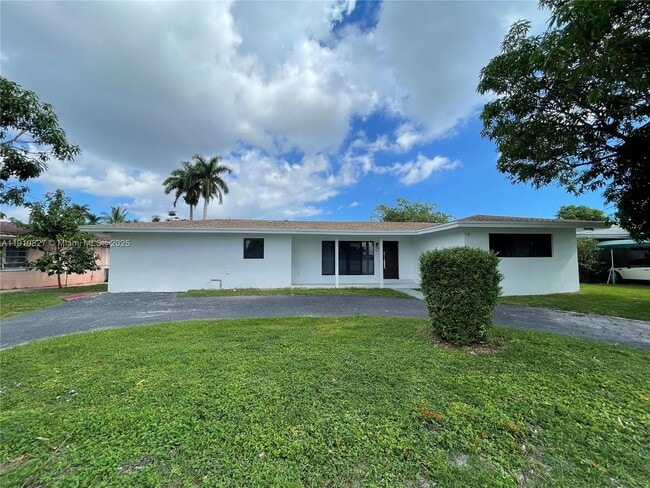 Building Photo - 317 N 31st Ave