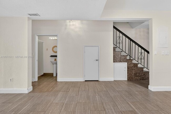 Building Photo - 8855 SW 62nd Terrace