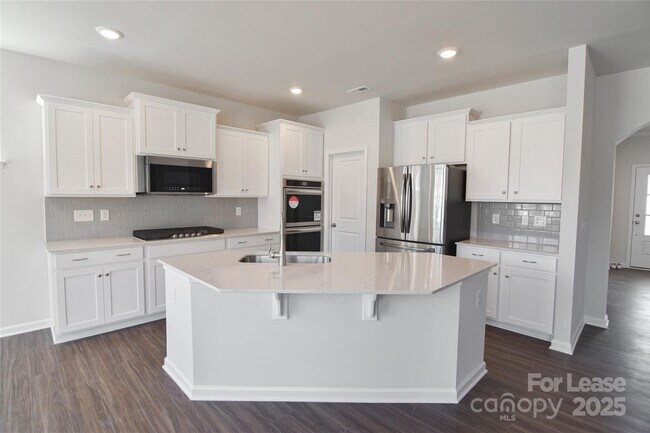 Building Photo - 261 Abersham Dr