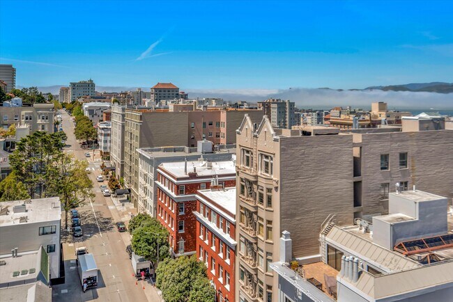 Building Photo - 2040 Franklin St