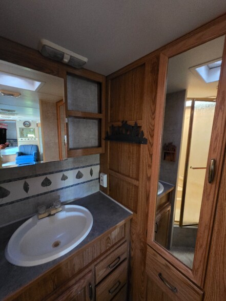 Building Photo - 185 Dogwood Rd