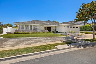 Building Photo - 2612 Lighthouse Ln