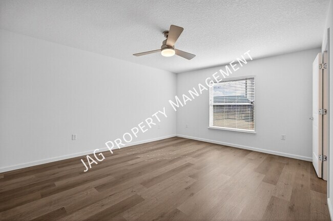 Building Photo - 251 Vin Rose Cir SE